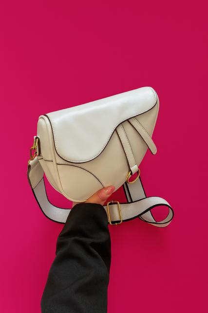Heritage Saddle‑Shape Crossbody Bag